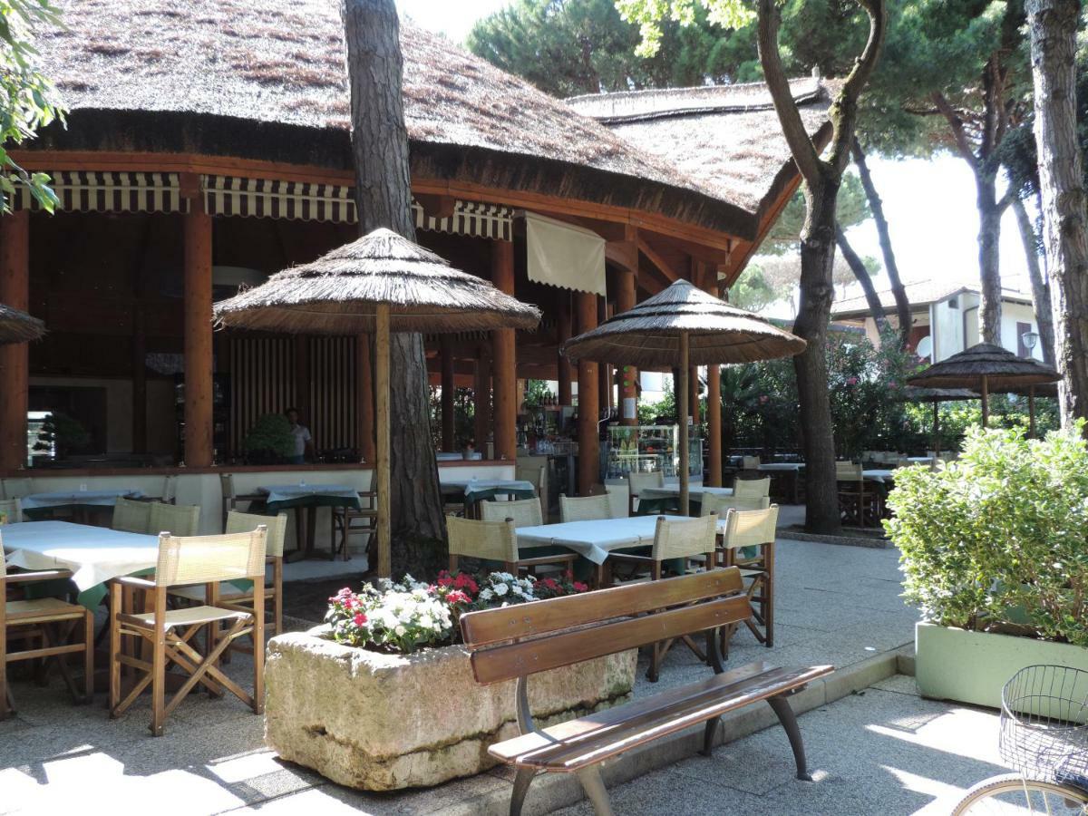 Victoria Mobilehome In Camping Mare E Pineta Lido di Spina Buitenkant foto